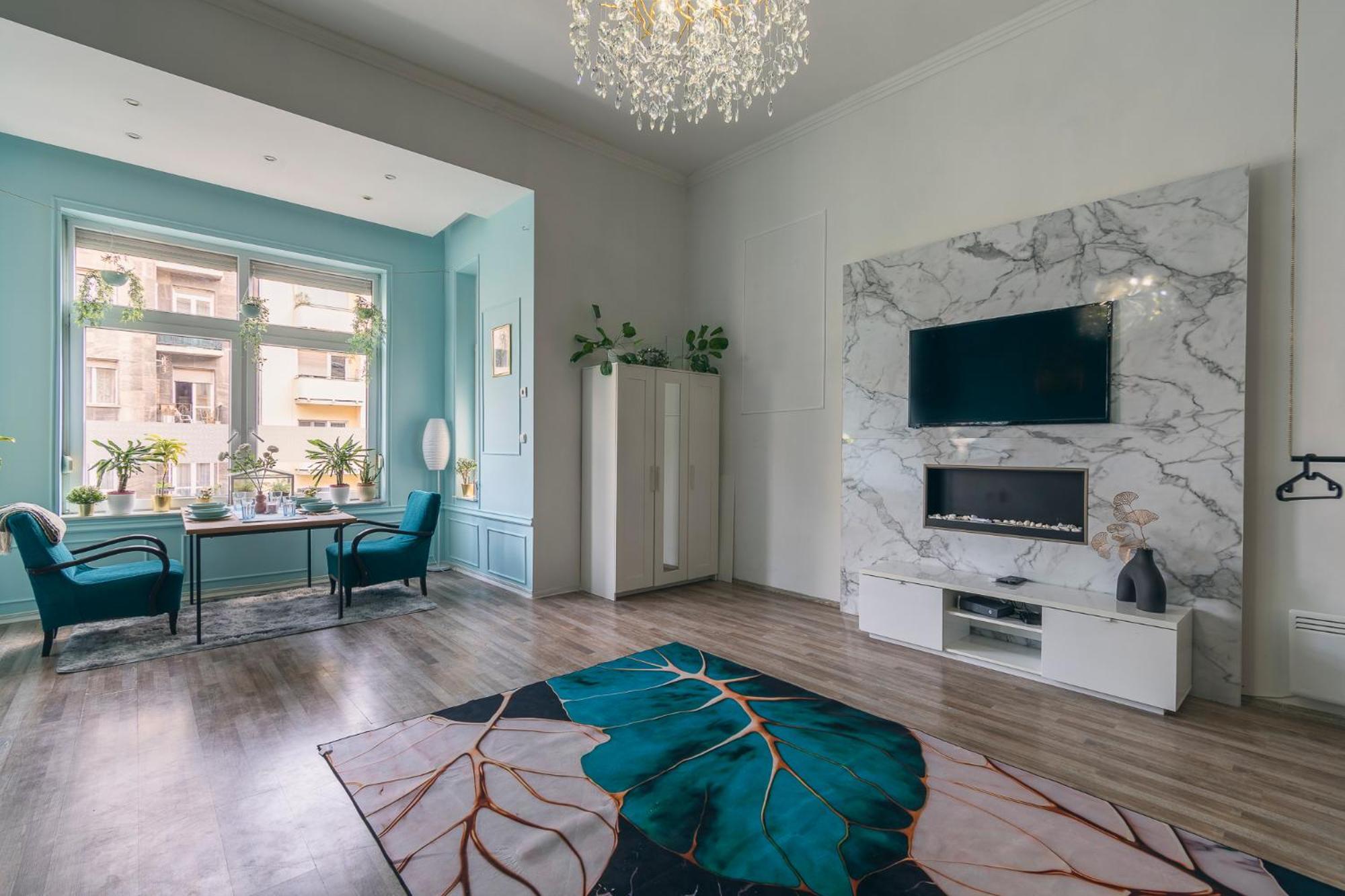 Art Deco Grand Apartment Large Livingroom Area , Fireplace — Photos 3